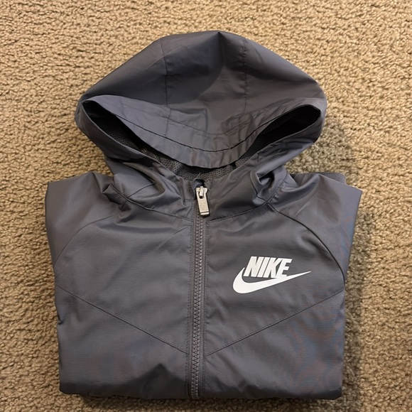 Nike Windrunner boys 5-6 - Picture 2 of 6